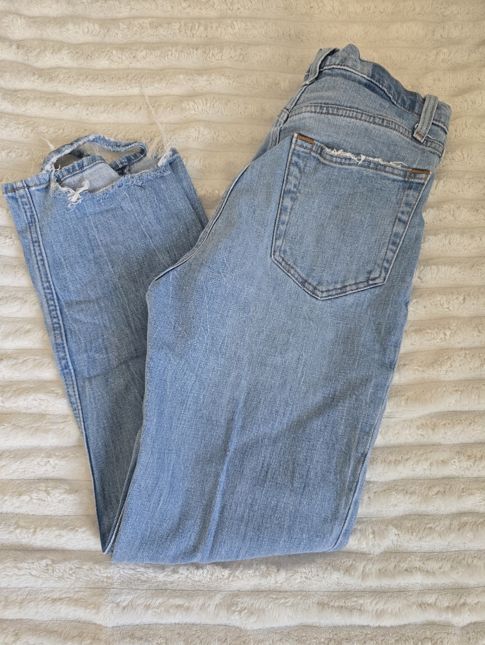 Abercrombie & Fitch, The Ankle straight Ulta High rise Jeans Women's size 26 (2) - Picture 4 of 6